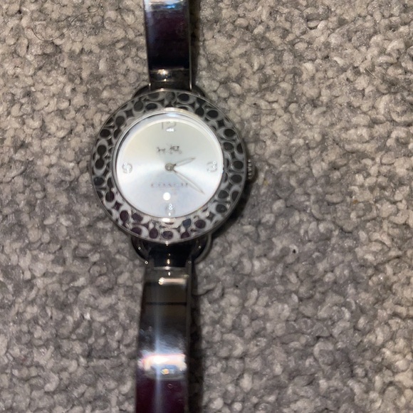 Coach watch - Picture 2 of 4